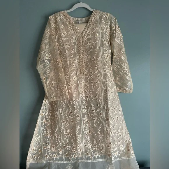 ❗️❗️SOLD❗️❗️EID SALE Accepting Offers❗️Indian/ Pakistani 3 piece - Picture 3 of 9